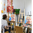 Un moment privilégié : apprendre en peignant ensemble, pas à pas