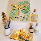 Atelier dorure à la feuille sur ornement