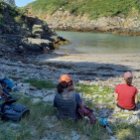 Croquis nomades dans la nature à l'île de groix