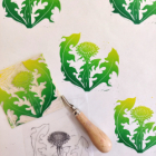 Motif floral en linogravure