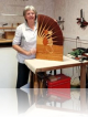 Pratique de la marqueterie de bois. Atelier Corinne Garcia Marqueterie Carnac plage (Morbihan).